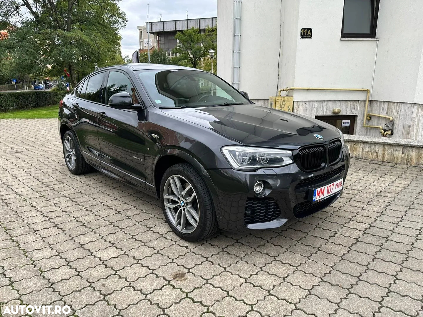 BMW X4 xDrive20d - 8