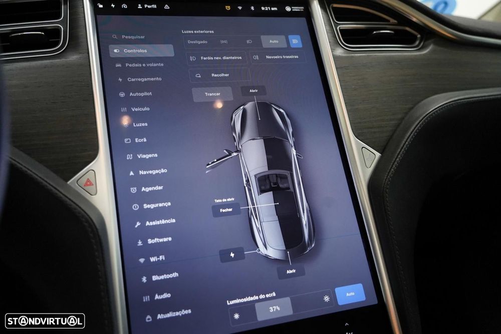 Tesla Model S 90D - 12