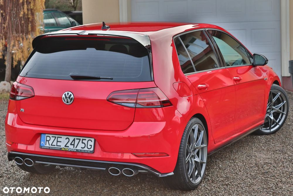 Volkswagen Golf - 7