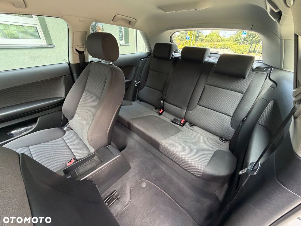 Audi A3 3-drzwiowe 1.6 Ambiente - 7