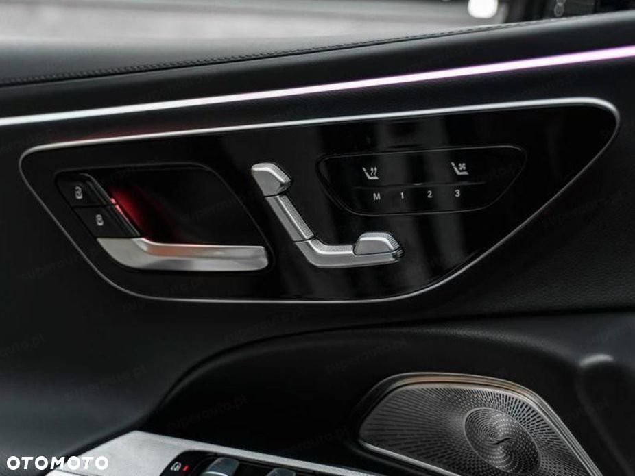 Mercedes-Benz Klasa E 220 d mHEV 4-Matic AMG 9G-Tronic - 21