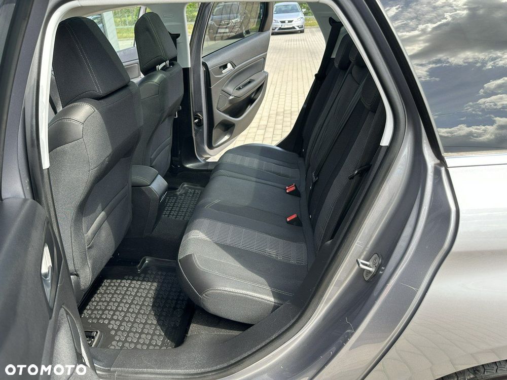 Peugeot 308 1.2 PureTech Allure S&S - 12