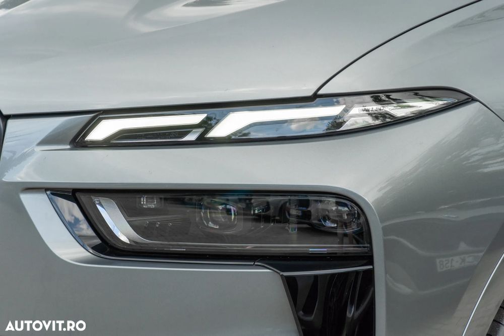 BMW X7 xDrive40d AT MHEV - 32