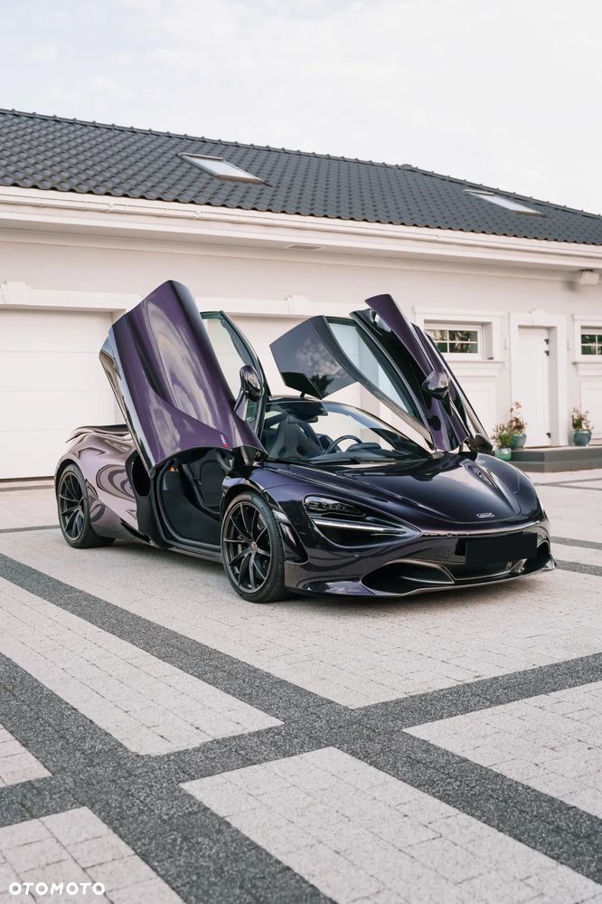 McLaren 720S Coupe - 2