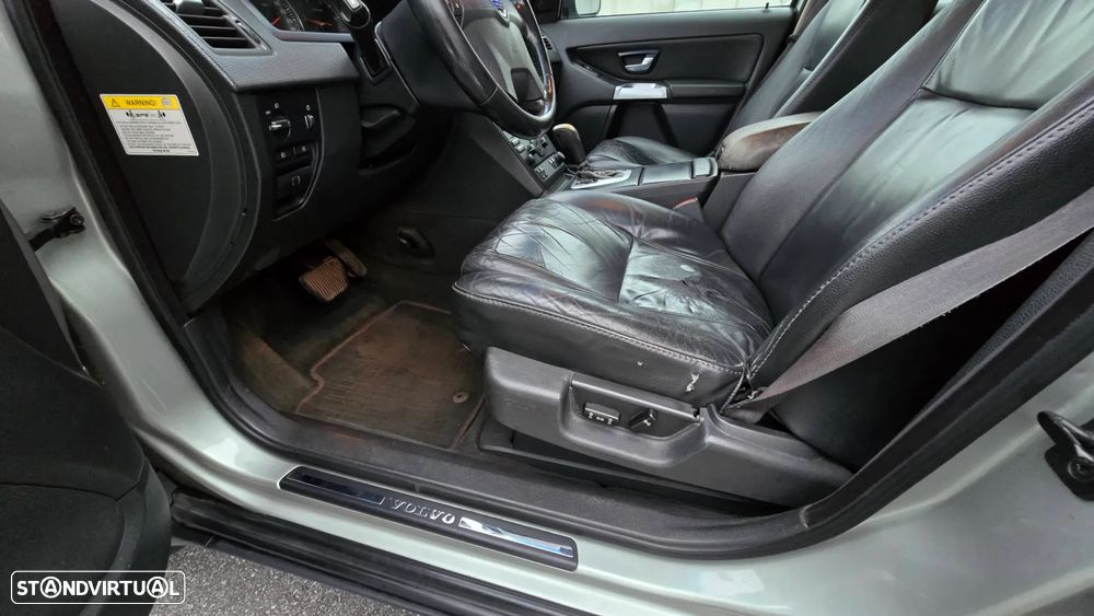 Volvo XC 90 2.4 D5 7L Executive - 8