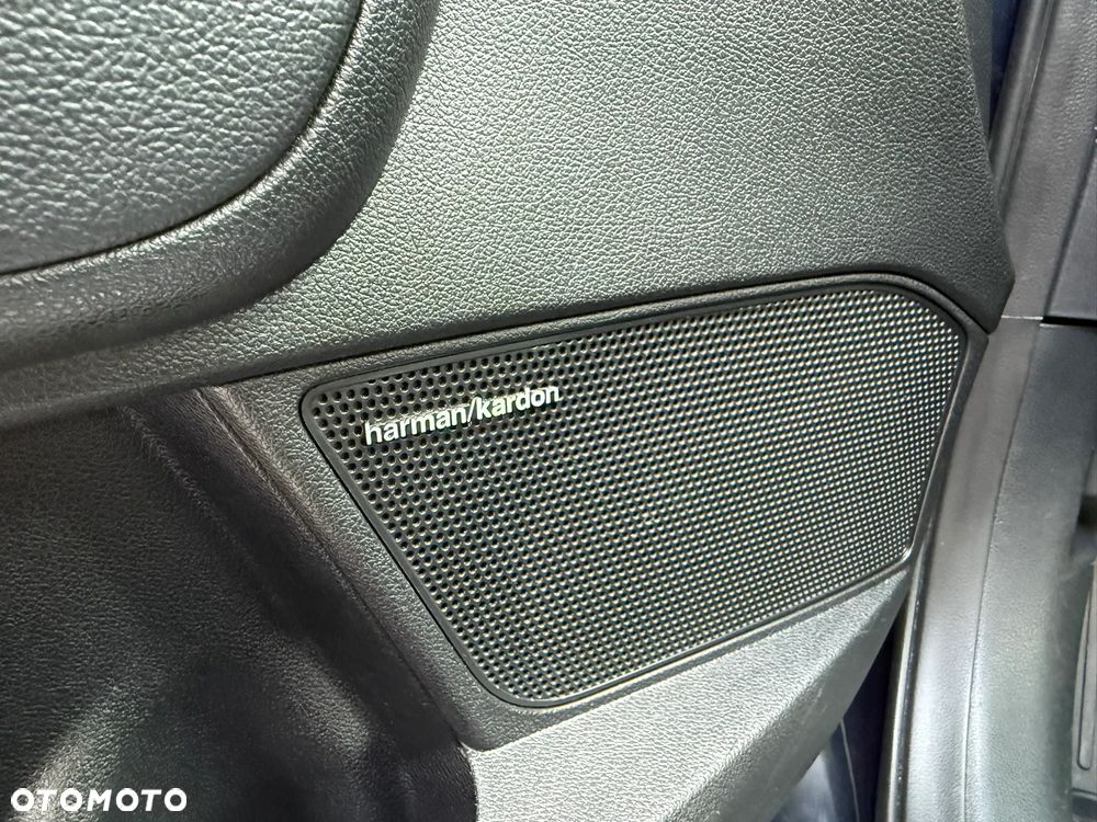 Kia Optima Plug-in Hybrid - 19