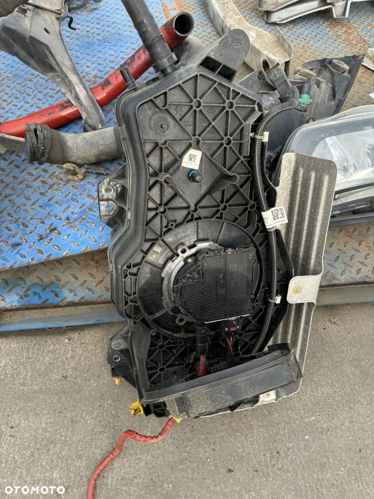 Jumper Boxer 2,2 E6 19-21 zbiornik ADBLUE 4099029AE - 1