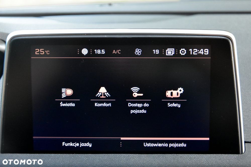 Peugeot 5008 THP 165 EAT6 Allure - 36