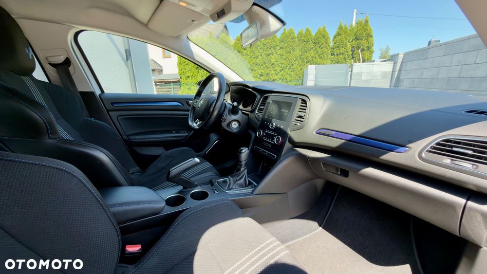 Renault Megane 1.5 Blue dCi GT Line - 15