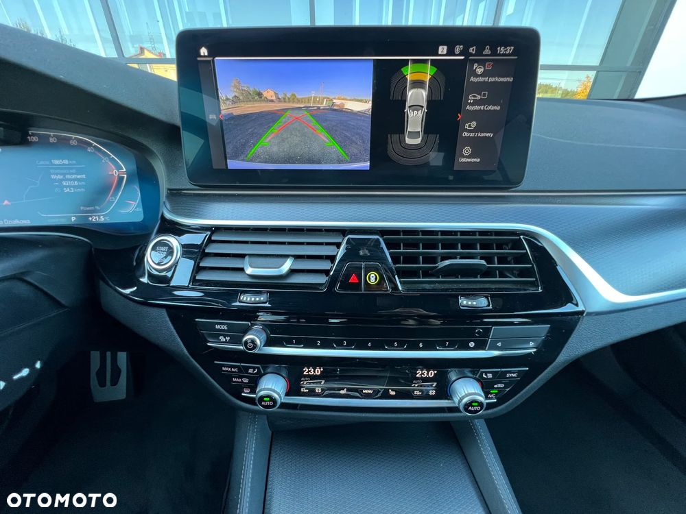 BMW Seria 5 530i xDrive mHEV M Sport sport - 27
