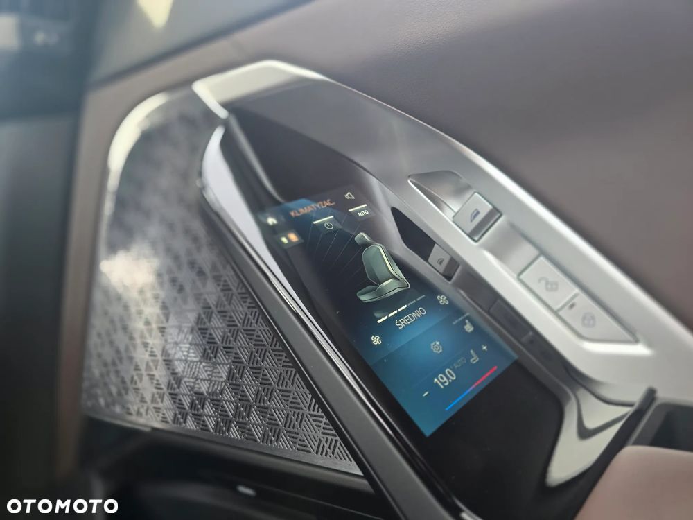 BMW Seria 7 740d xDrive mHEV M Sport sport - 16