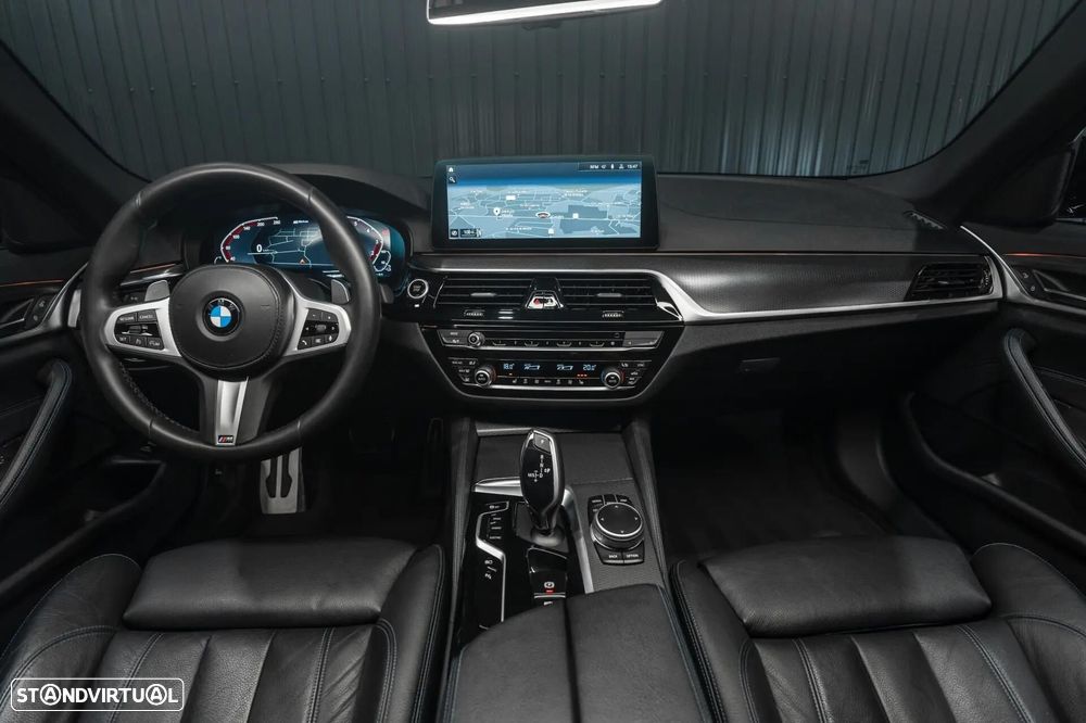 BMW 530 e Pack Desportivo M - 7