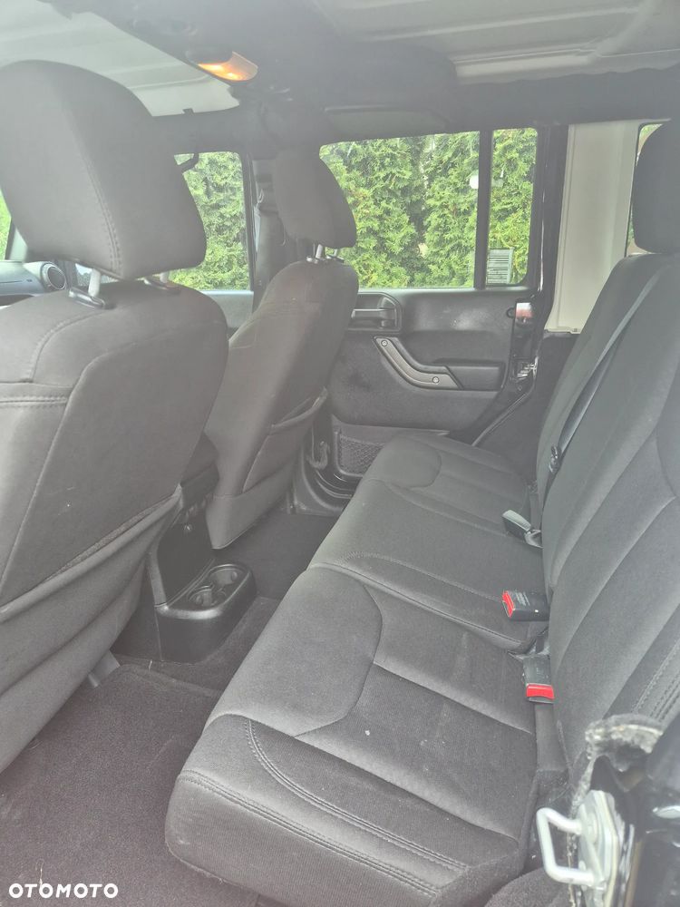 Jeep Wrangler 3.6 Unlim Night Eagle - 12