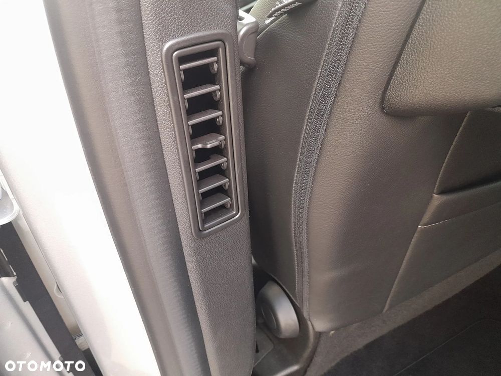 Renault Scenic Energy TCe 130 S&S Bose Edition - 18