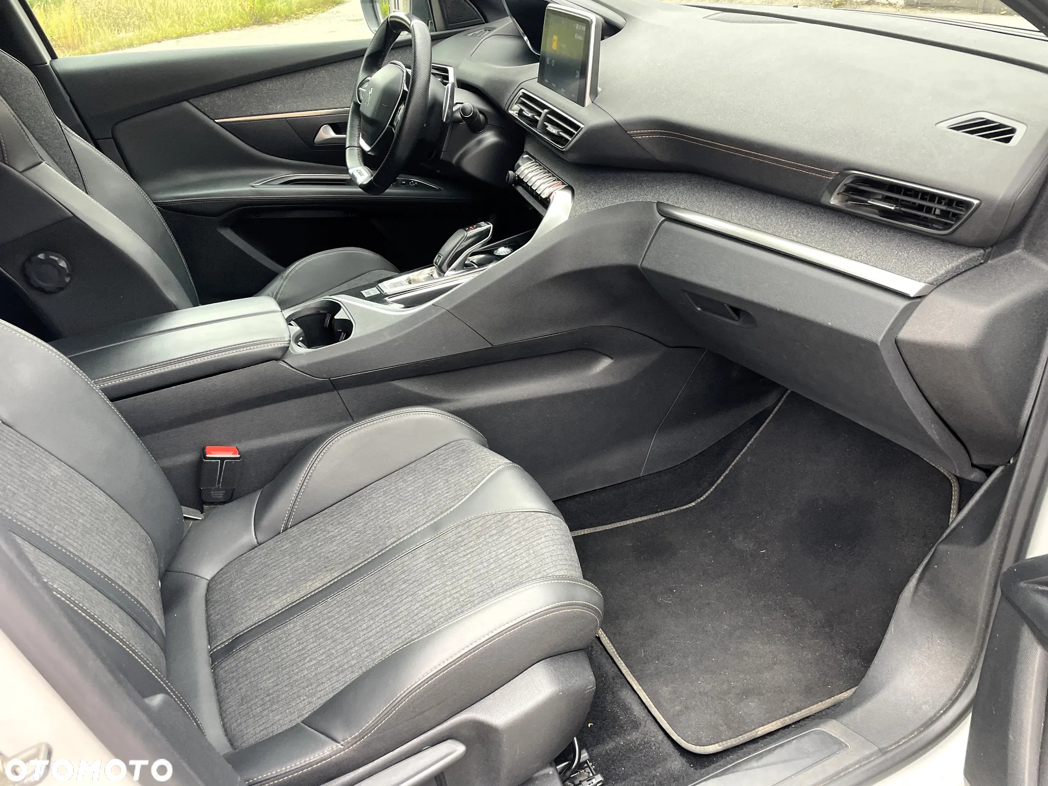 Peugeot 3008 1.6 PureTech GPF GT Line S&S EAT8 - 30