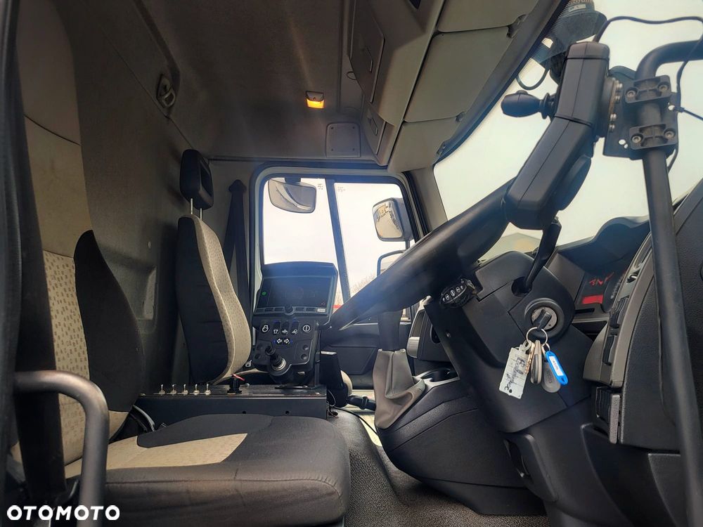 Renault Midlum 220 - 13