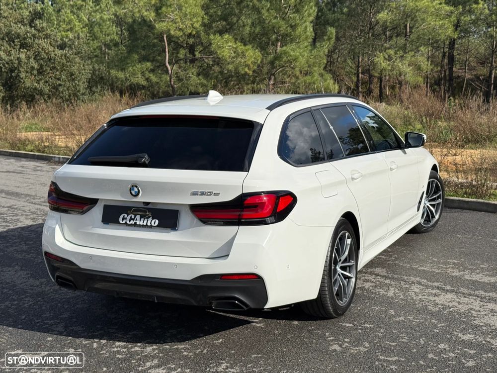 BMW 530 e Pack Desportivo M - 9