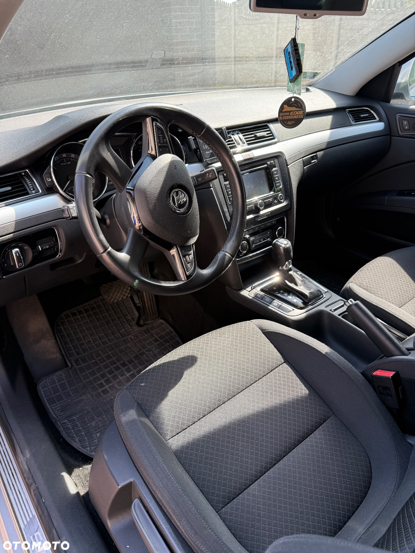 Skoda Superb 2.0 TDI DSG Elegance - 6