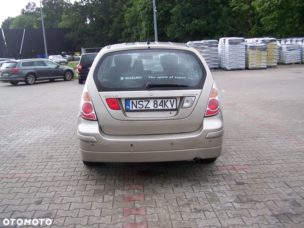 Suzuki Liana 1.6 - 4