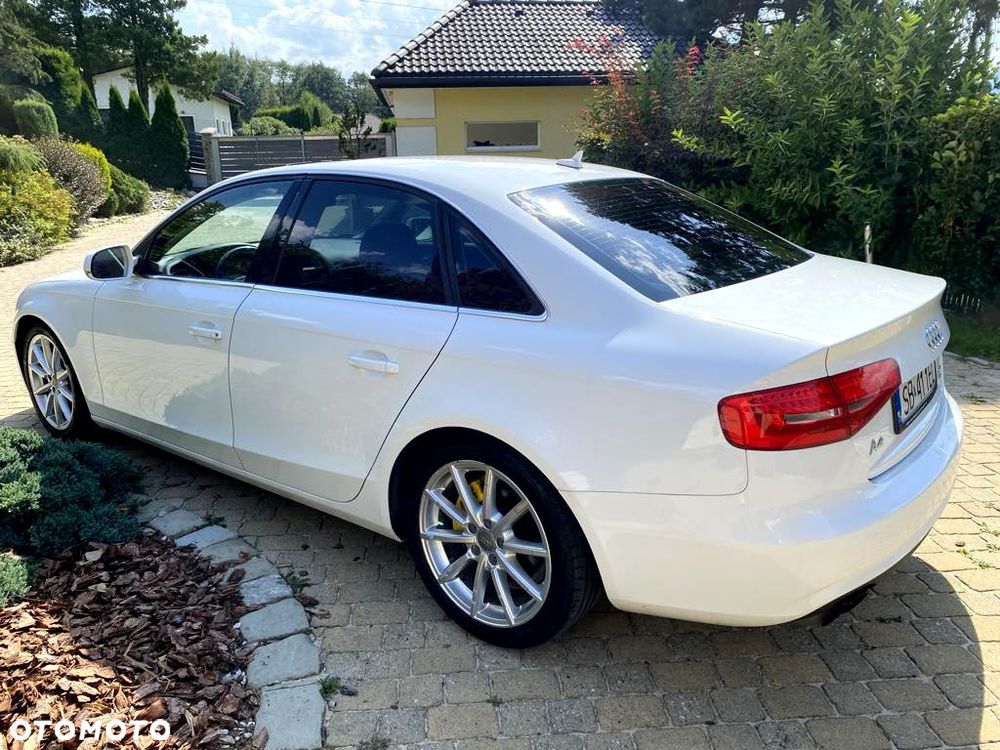 Audi A4 Limousine - 22