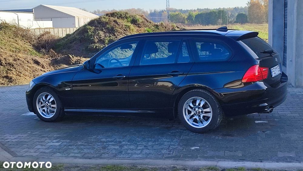 BMW Seria 3 320d - 13