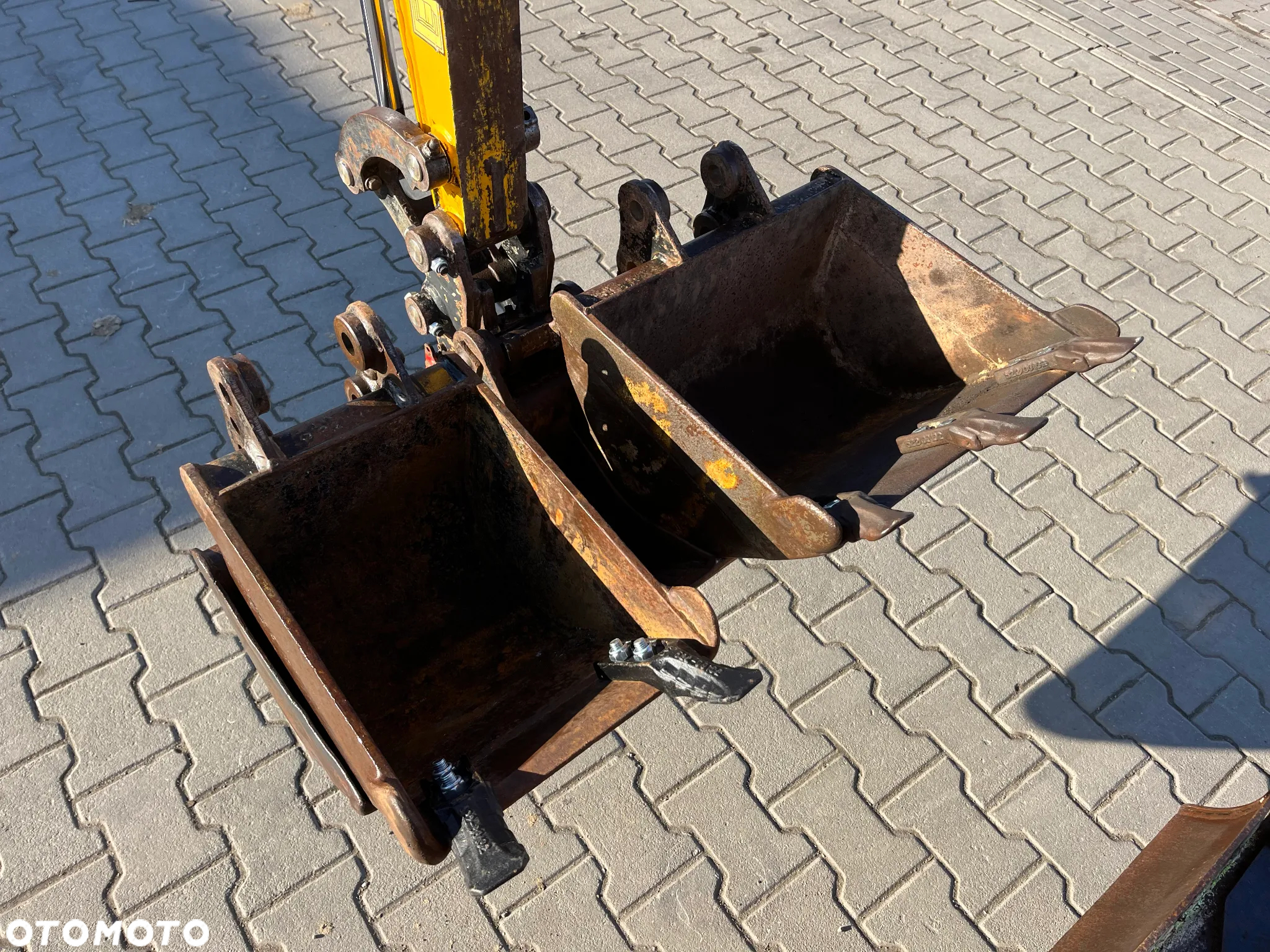 JCB 19C-1 - 10