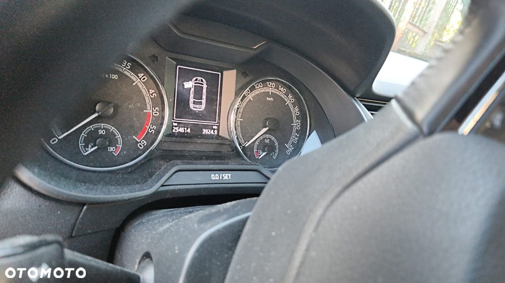 Skoda Octavia 1.6 TDI Ambition - 4