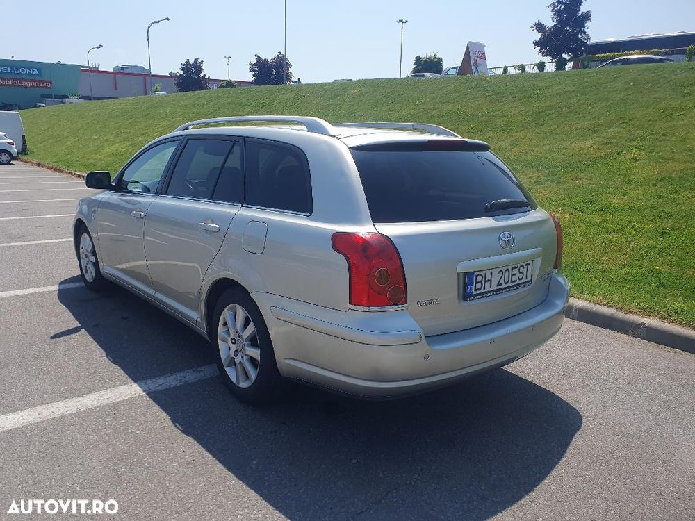 Toyota Avensis 2.2 D-4D Station Business - 2