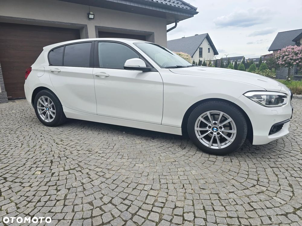 BMW Seria 1 118i - 11