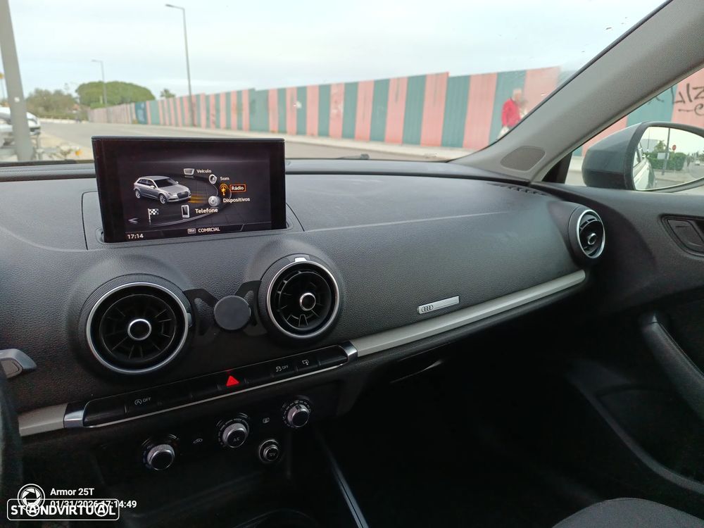 Audi A3 Sportback 1.6 TDI - 4