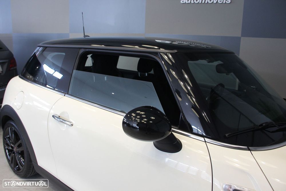 MINI 3 Portas Cooper D Auto - 5
