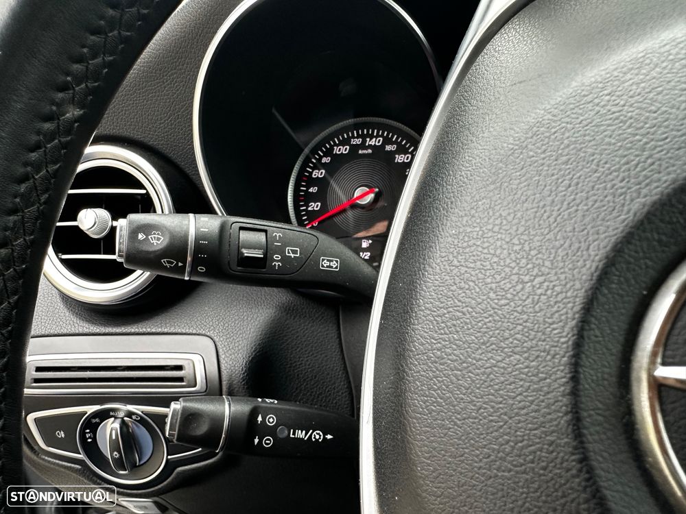 Mercedes-Benz GLC 220 d 4Matic 9G-TRONIC AMG Line - 39