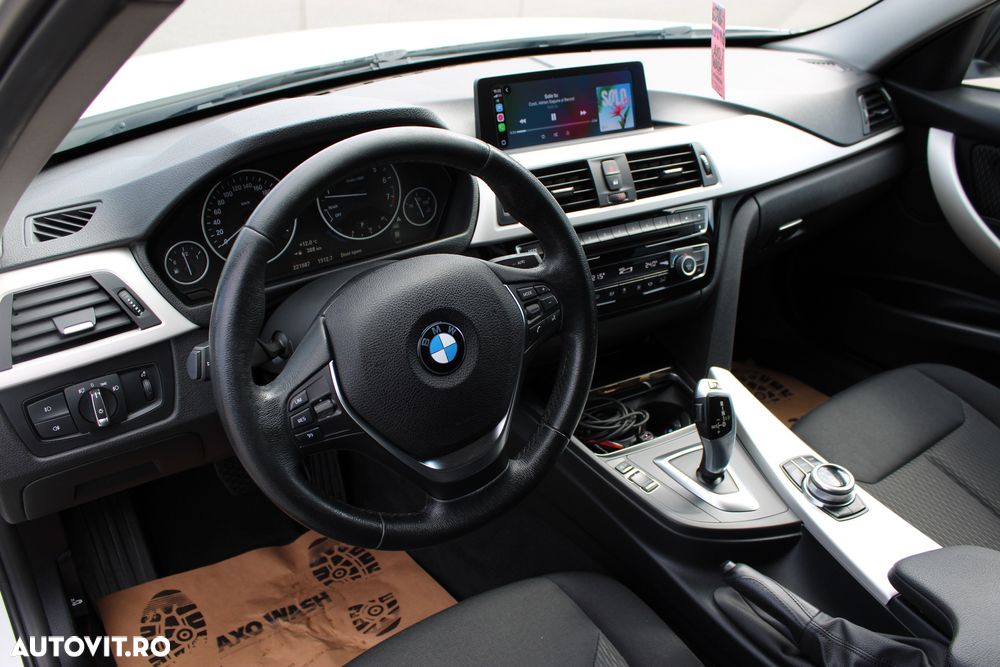 BMW Seria 3 320i Aut. Sport Line - 15