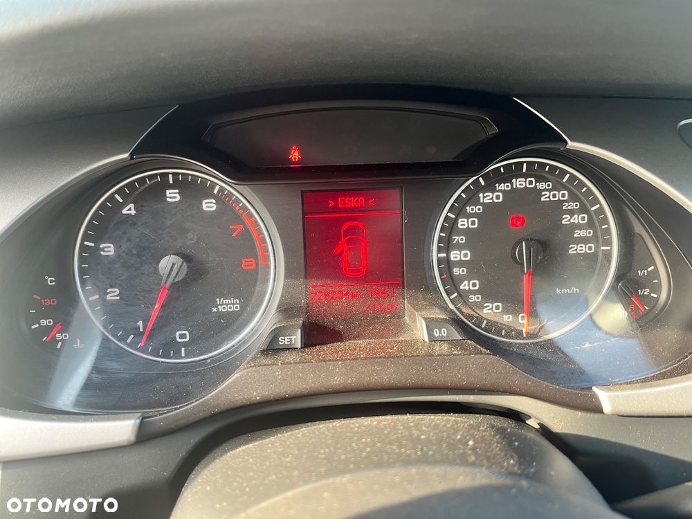 Audi A4 Avant 2.0 TFSI Quattro - 10