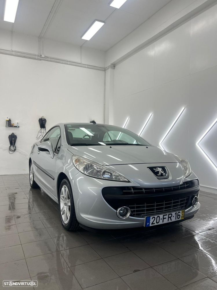 Peugeot 207 CC 1.6 16V - 2