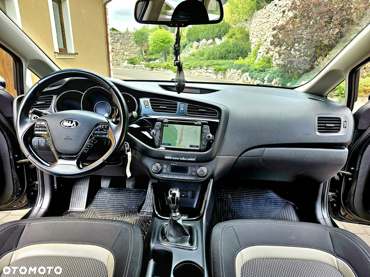 Kia Ceed - 7