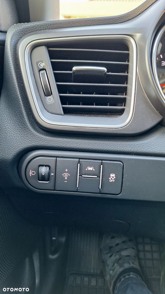 Kia Ceed 1.4 T-GDI M DCT - 26