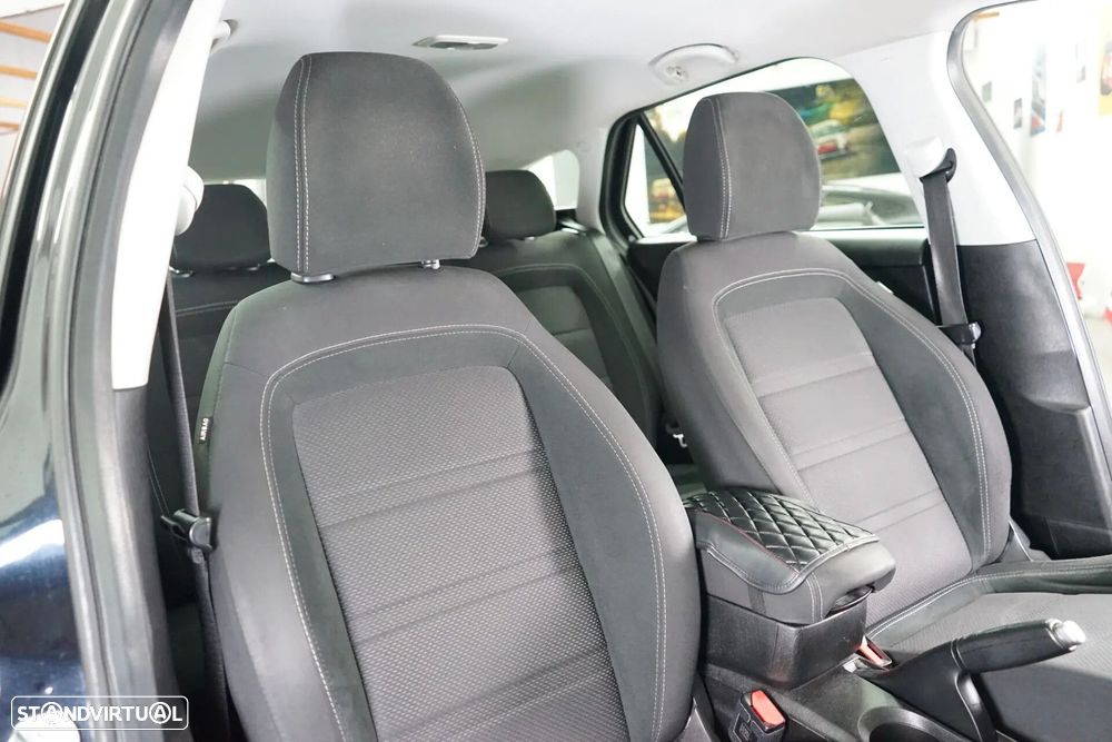 Fiat Tipo Station Wagon 1.6 M-Jet Lounge Tech - 35