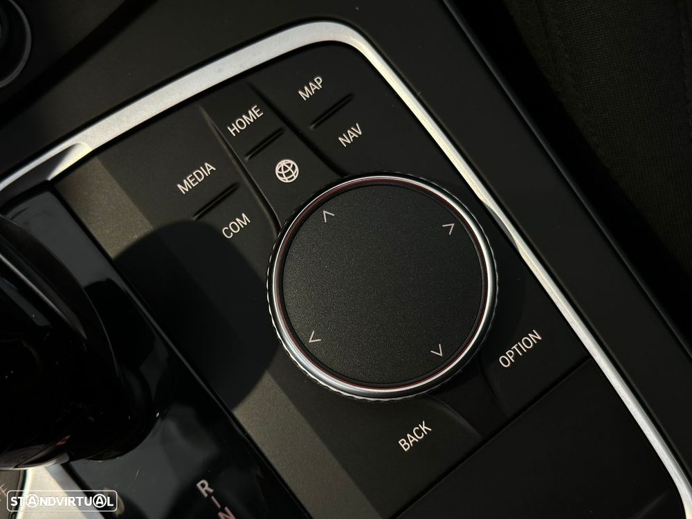 BMW 116 d Advantage Auto - 24