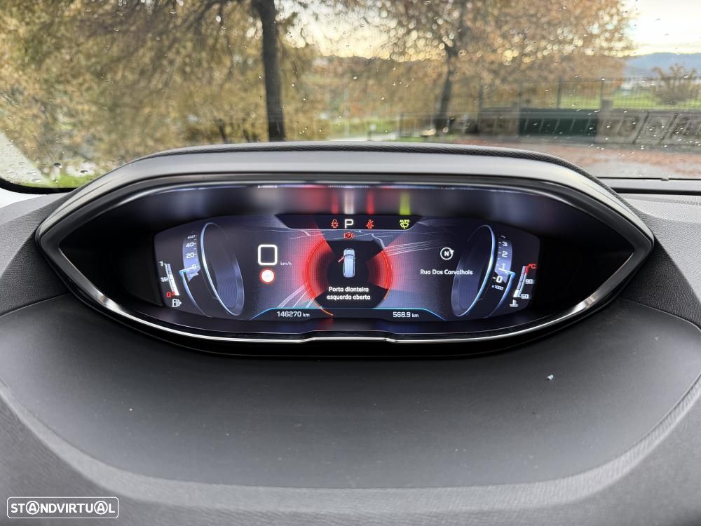 Peugeot 5008 1.5 BlueHDi Allure Pack EAT8 - 20