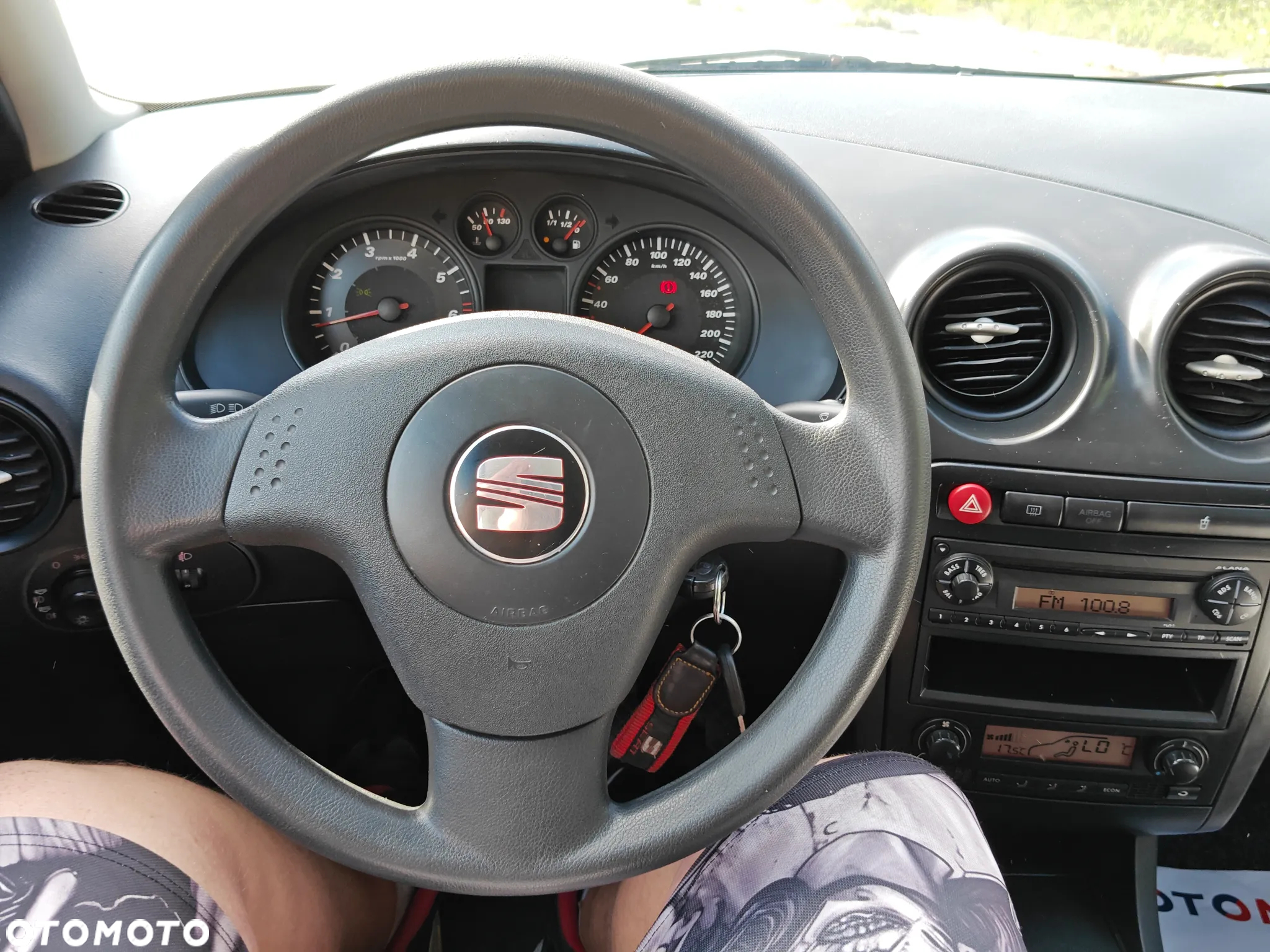 Seat Ibiza 1.4 16V Reference - 19