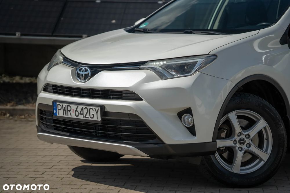 Toyota RAV4 2.0 D-4D Active 4x2 - 2