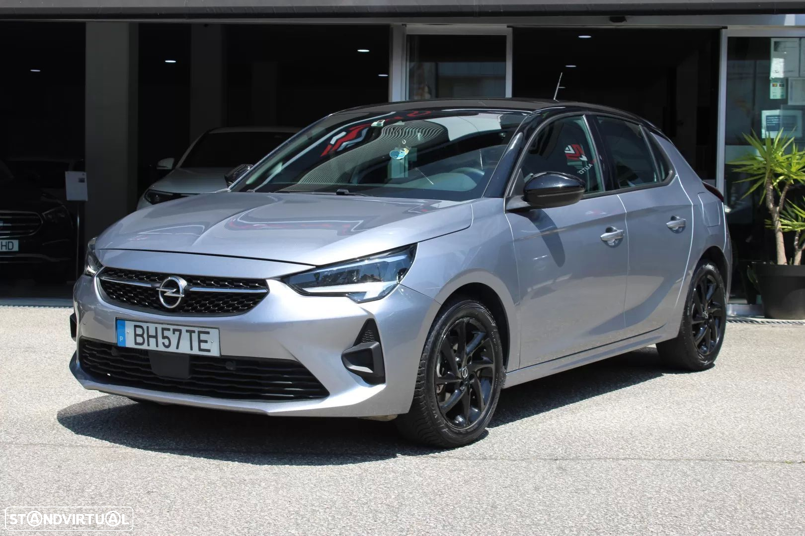 Opel Corsa 1.2 T GS Line - 3