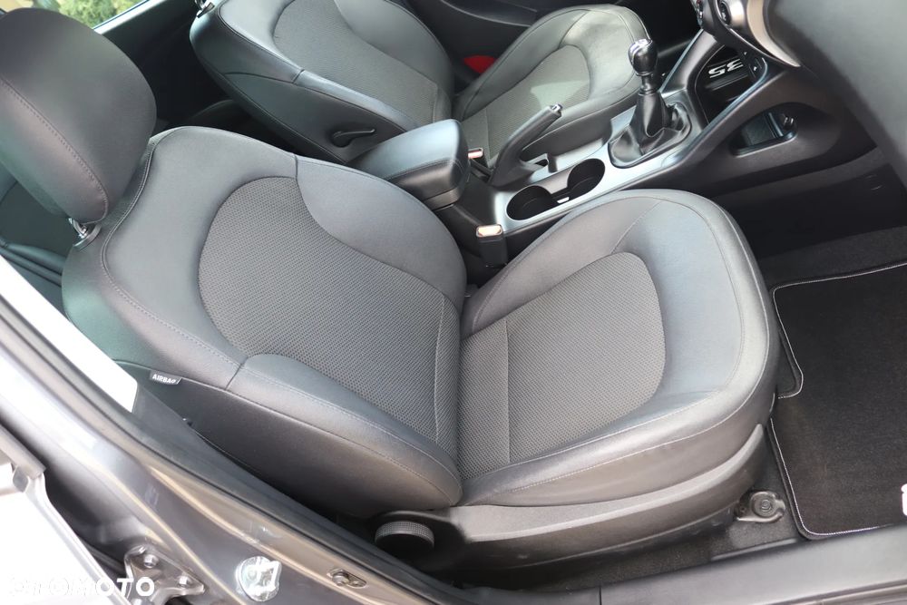 Hyundai ix35 1.6 GDI Premium 2WD - 25