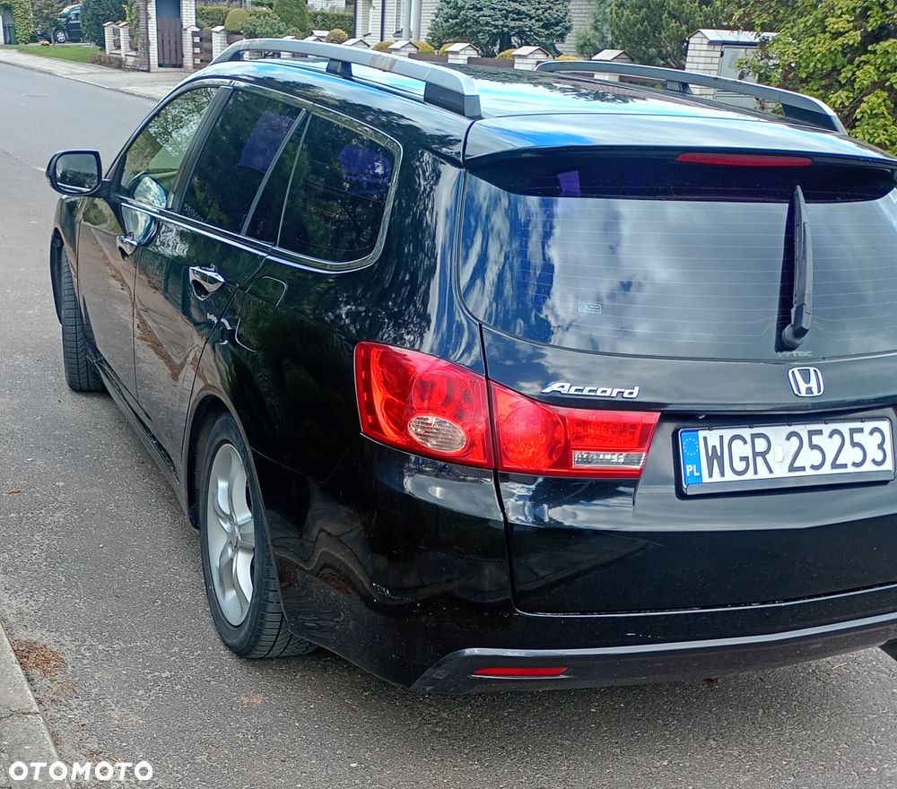 Honda Accord - 2