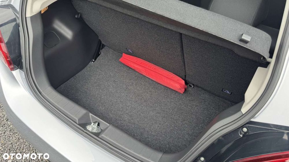 Mitsubishi Space Star - 35