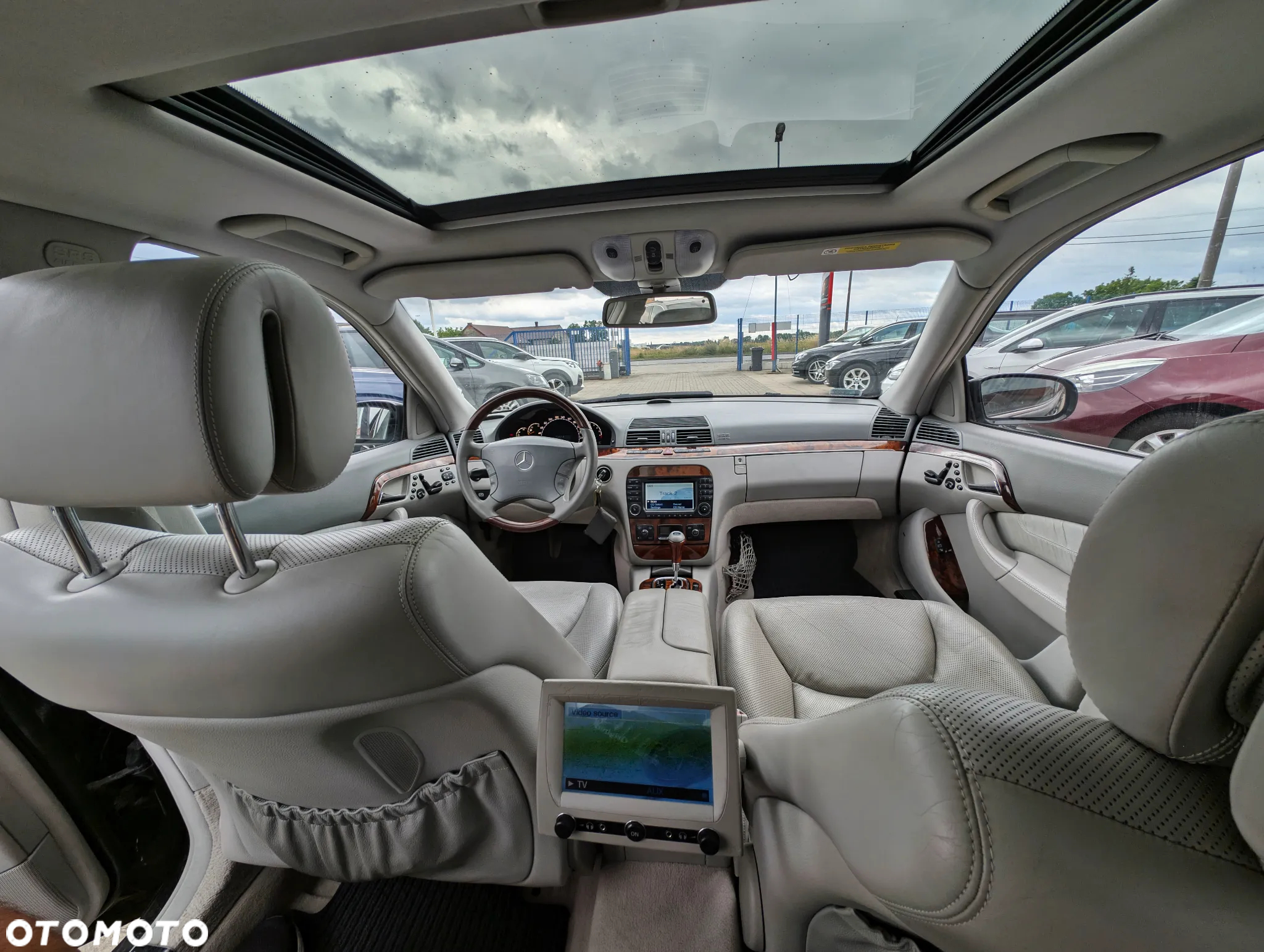 Mercedes-Benz Klasa S 500 L 4-Matic - 32