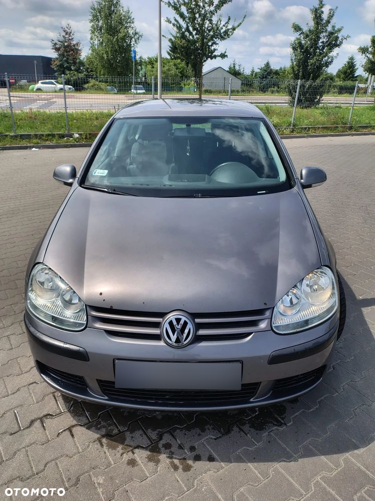 Volkswagen Golf - 2