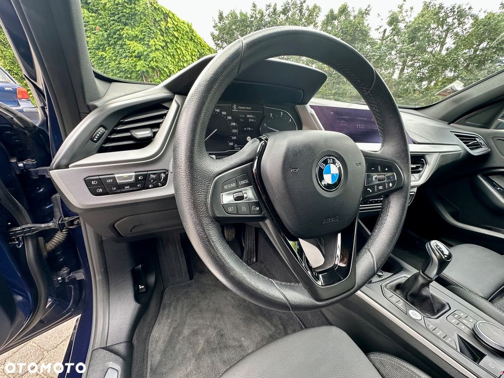 BMW Seria 1 116d Sport Line - 10