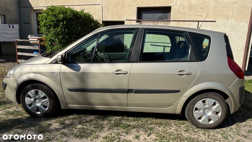 Renault Scenic 1.6 16V Expression - 4